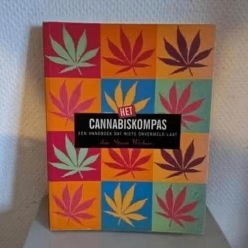 HET CANNABISKOMPAS - Steven Wishnia, Ophalen of Verzenden, Zo goed als nieuw, Overige onderwerpen