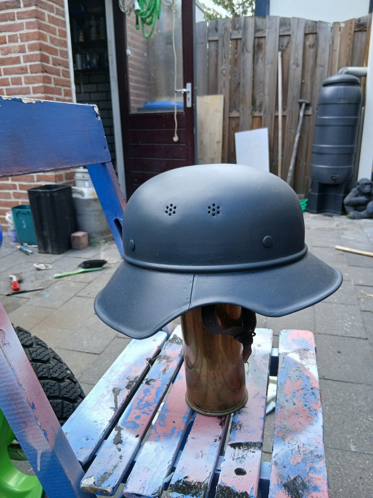 ww2 helm luftshutz, Ophalen of Verzenden, Overige soorten, Duitsland, Helm of Baret