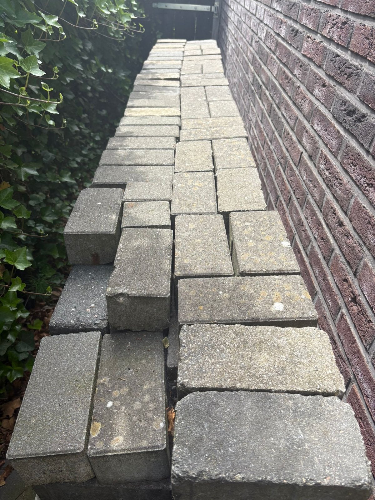 Gebruikte betonnen klinkers voor tuin of oprit, Ophalen, Gebruikt, Klinkers, 10 m² of meer