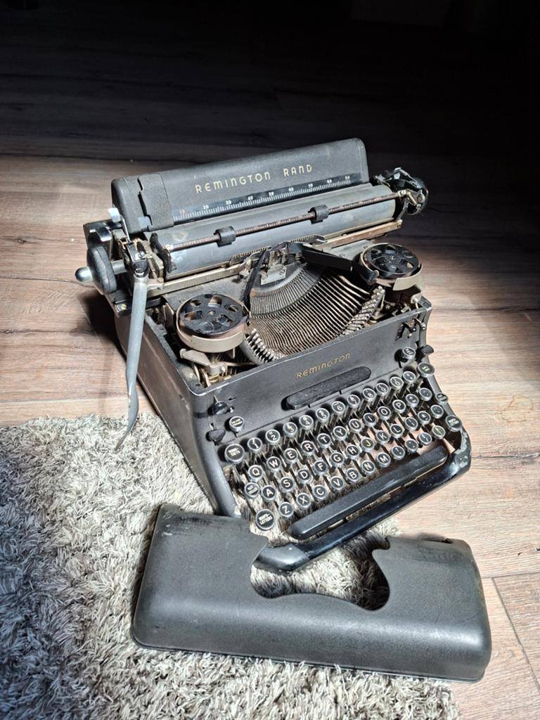 Remington Rand Typemachine - werkt, lichte beschadiging, Diversen, Typemachines, Ophalen of Verzenden, Gebruikt