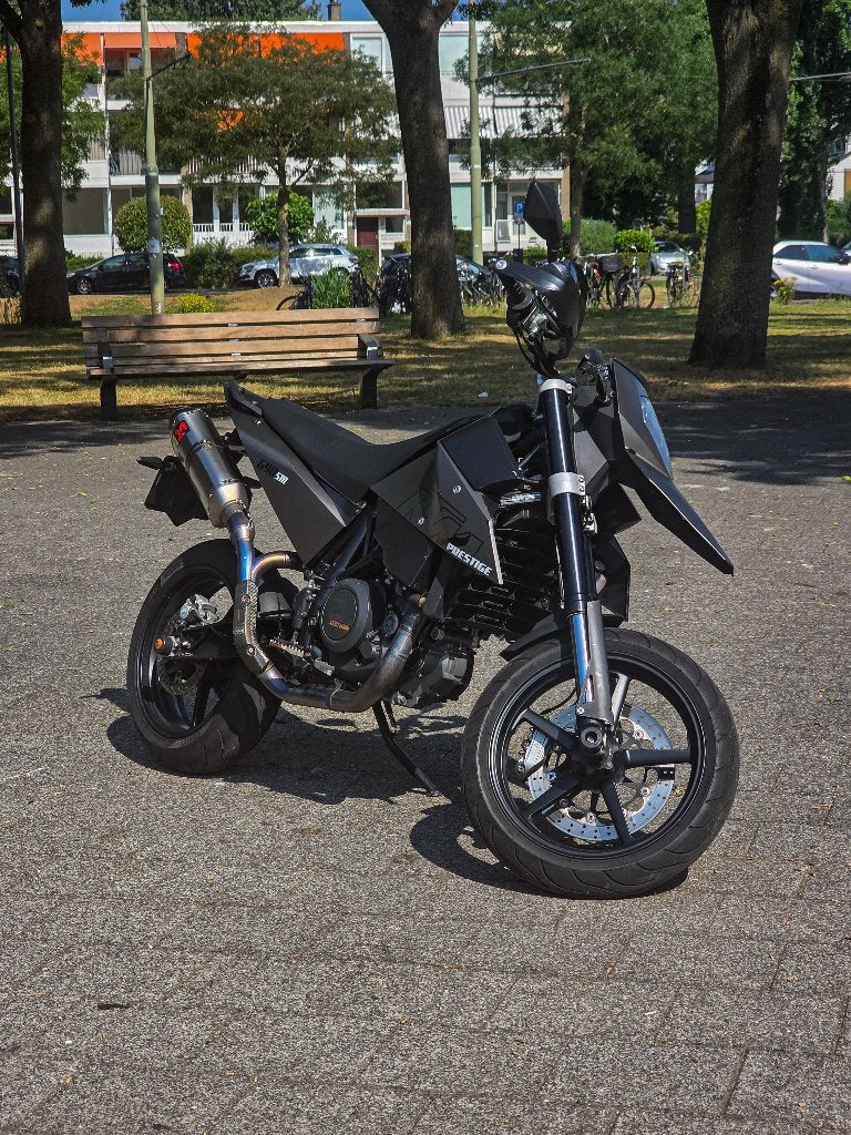 KTM 690 SM Prestige, Motoren, Ophalen, Gebruikt