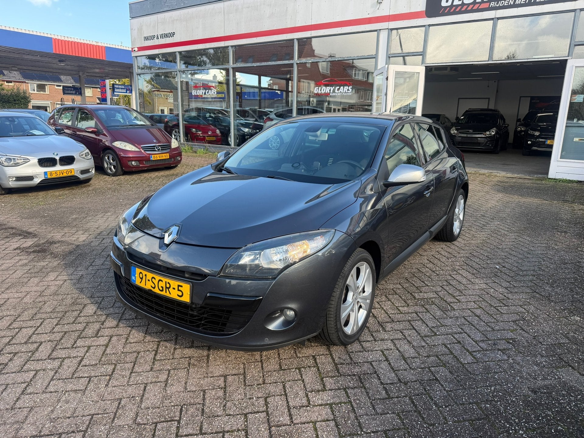 Renault Mégane 1.6 Parisienne E85 NAVI-PDC-CRUISE, Auto's, Euro 5, Stof, Gebruikt, Zwart