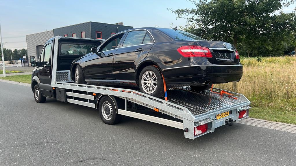 Pechhulp dienst 24/7 heel europa, Met chauffeur, Personenauto