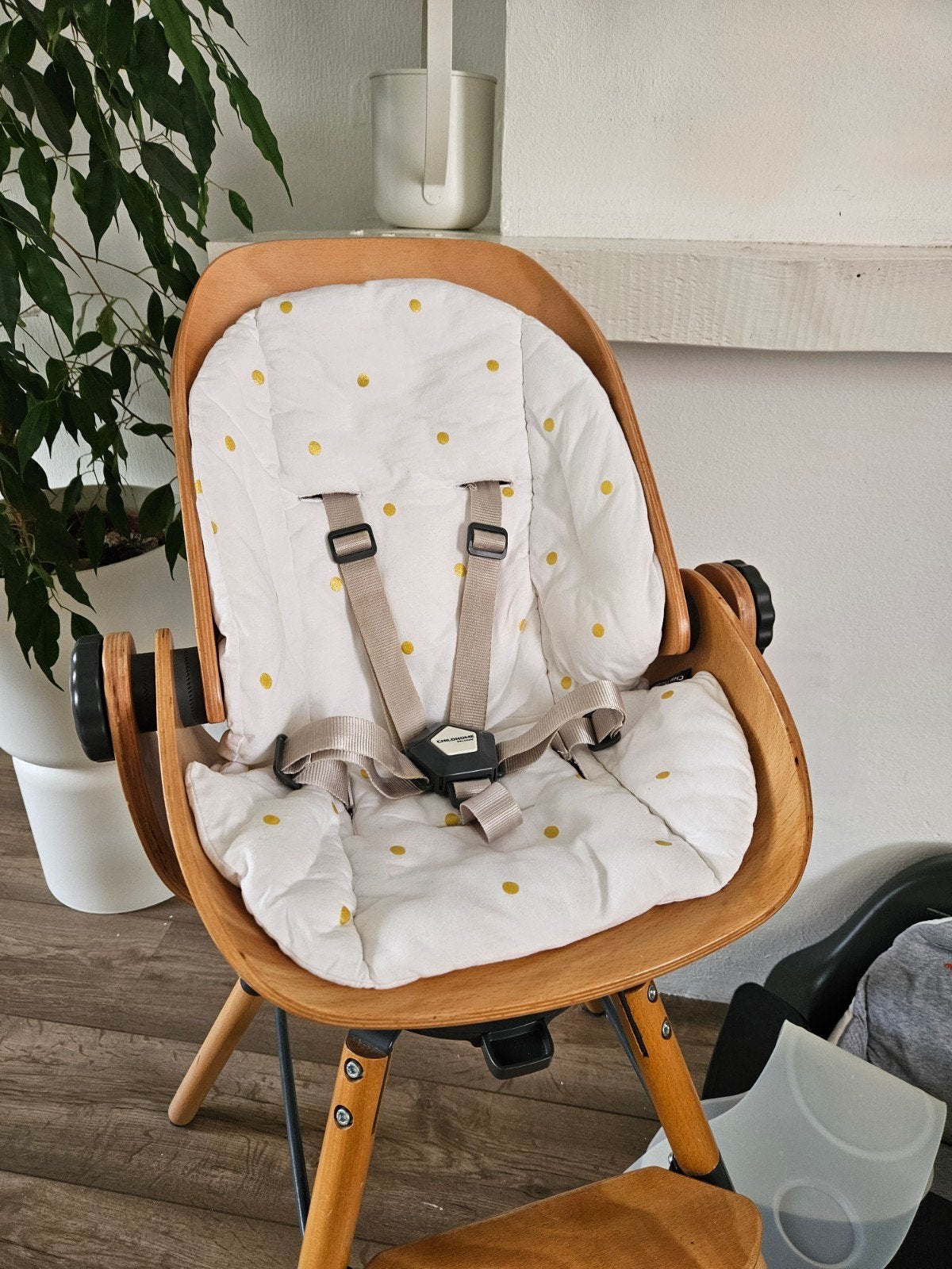 Childhome evolu kinderstoel met uitbreiding, Kinderen en Baby's, Kinderstoelen, Ophalen, Gebruikt, Meegroeistoel, Gordel(s)
