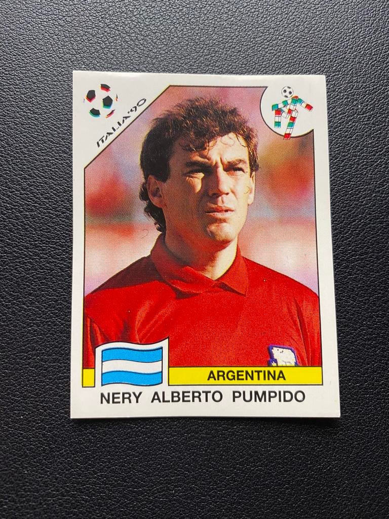 Nery Pumpido - Argentinië - Panini WK 1990 Sticker - 115, Verzamelen, Sportartikelen en Voetbal, Ophalen of Verzenden, Zo goed als nieuw