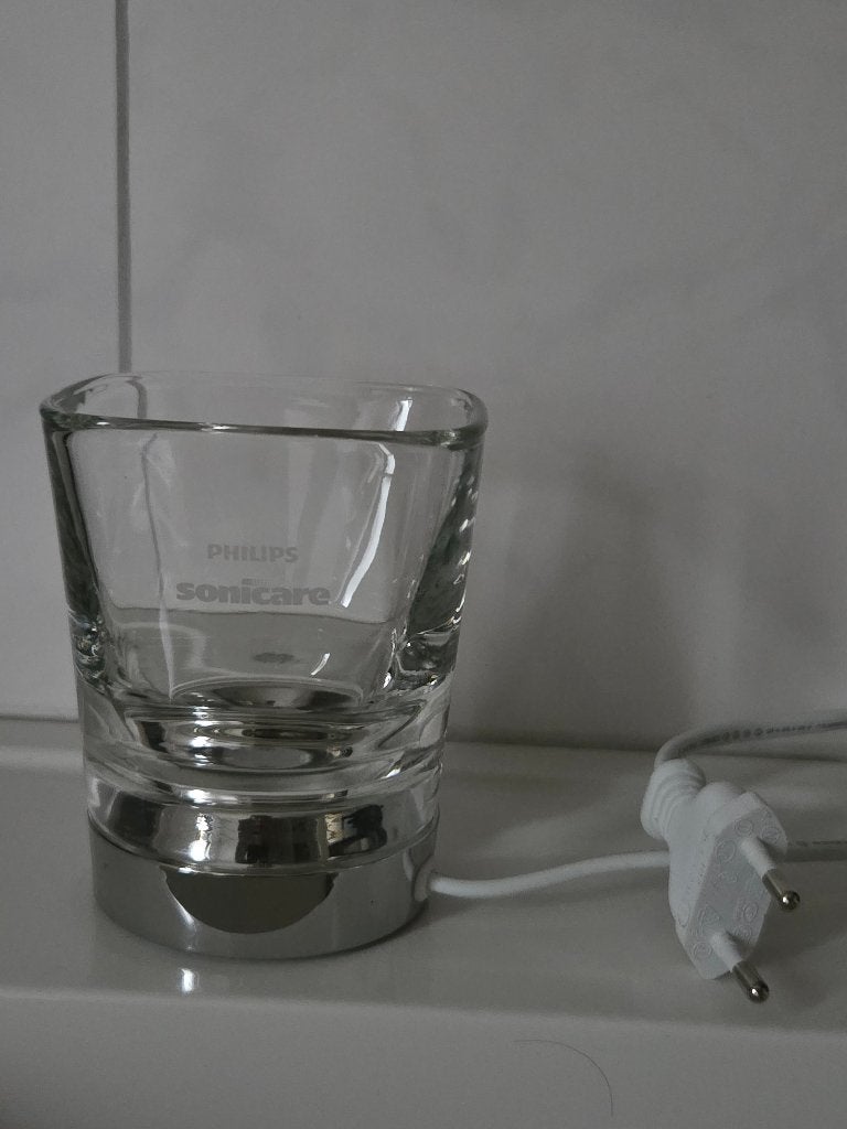 Philips Sonicare Glas Oplader met luxe reisetui, Ophalen, Zo goed als nieuw, Mondverzorging