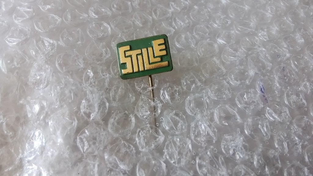 Speldje stille vorkheftrucks, Verzamelen, Speldjes, Pins en Buttons, Ophalen of Verzenden, Zo goed als nieuw, Overige onderwerpen