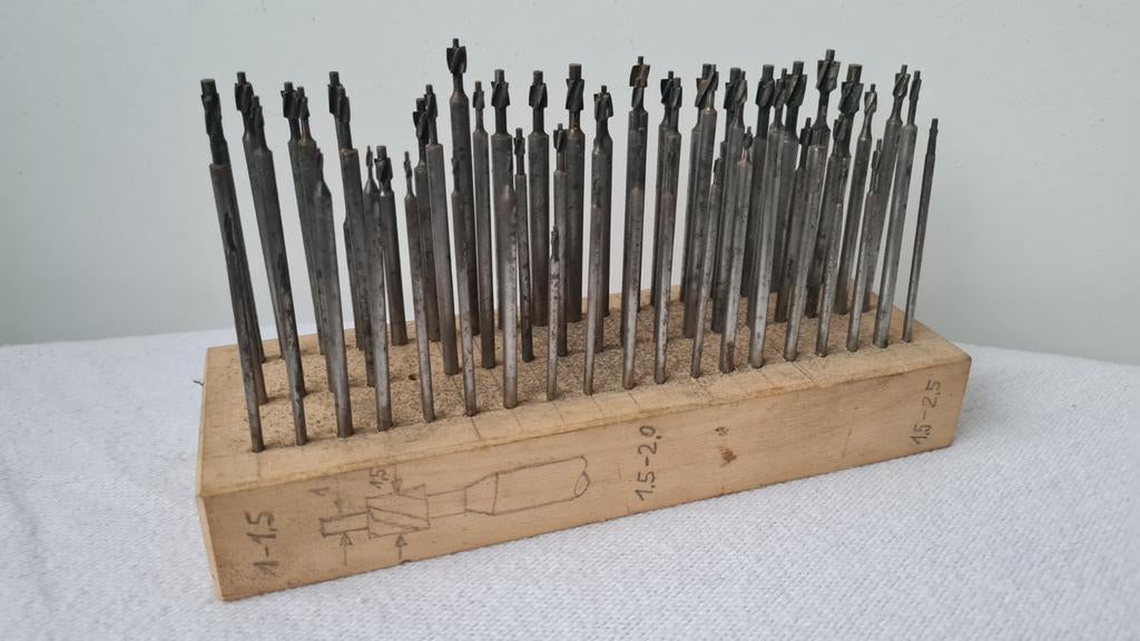 Verzinkfrezen penboren horlogemaker klokkenmaker, Antiek en Kunst, Antiek | Gereedschap en Instrumenten, Ophalen of Verzenden