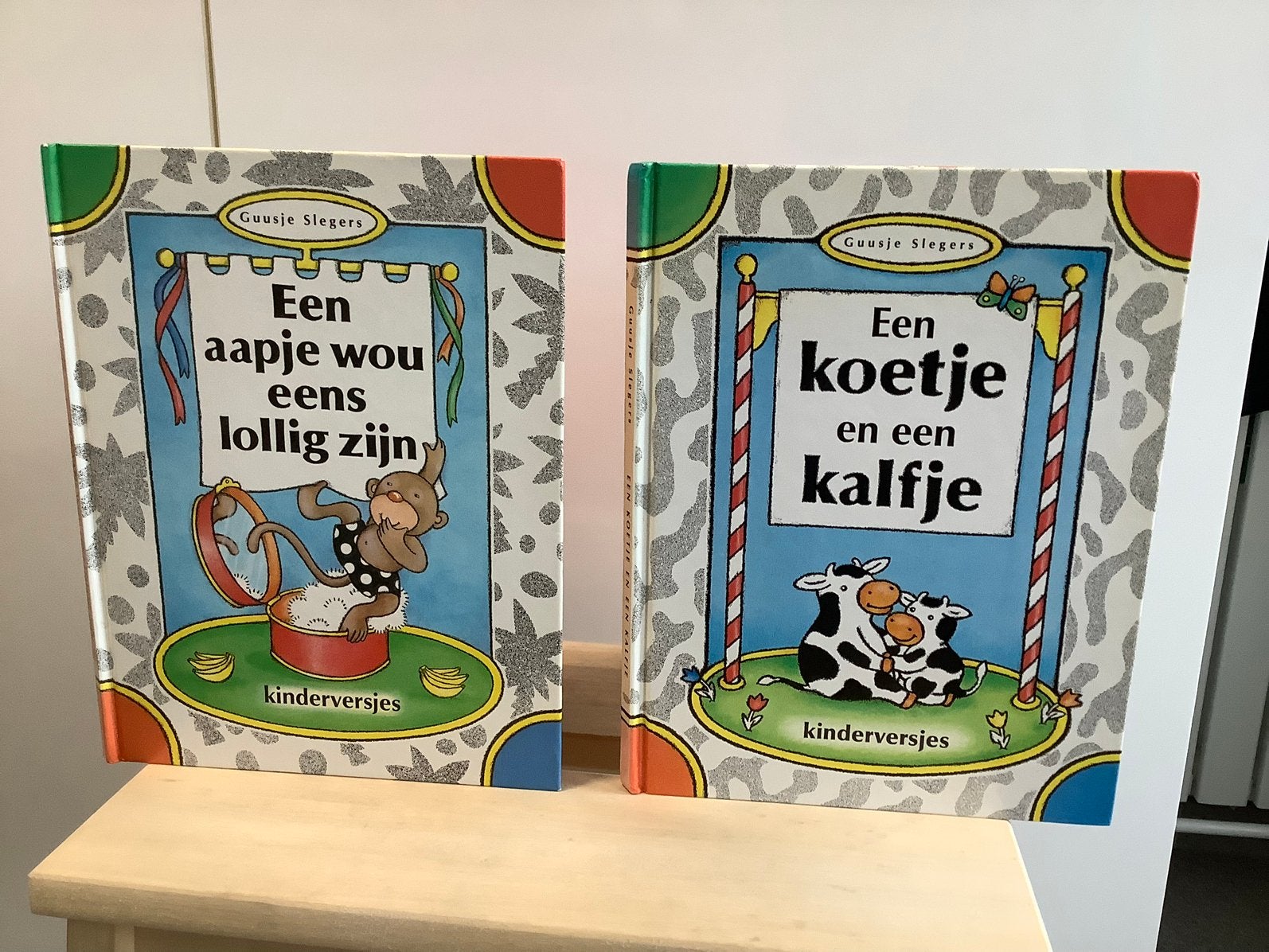 Leuk Boek nostalgie oude liedjes versjes koetje kalfje aapje, Boeken, Kinderboeken | Baby's en Peuters, Ophalen of Verzenden, Zo goed als nieuw