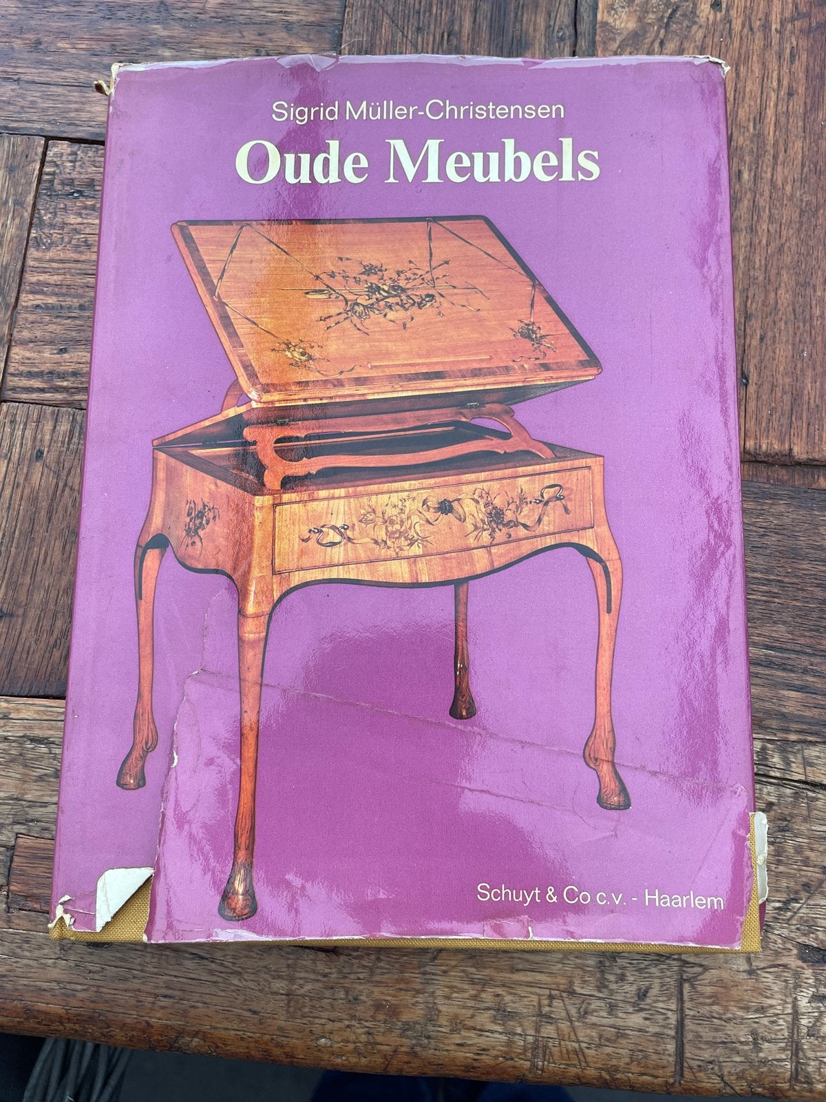 Oude Meubels - Sigrid Müller-Christensen, Ophalen of Verzenden, Gelezen, Nederland