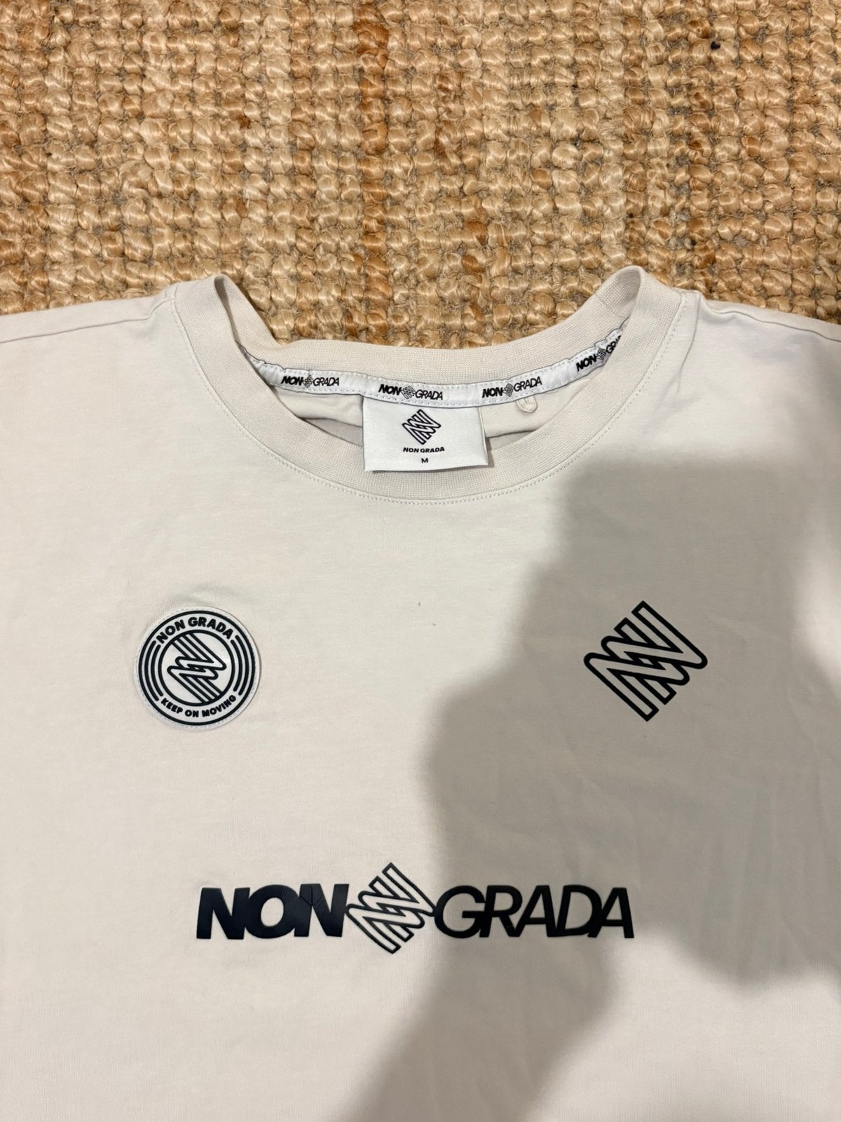 Non grade tshirt, Ophalen of Verzenden, Zo goed als nieuw