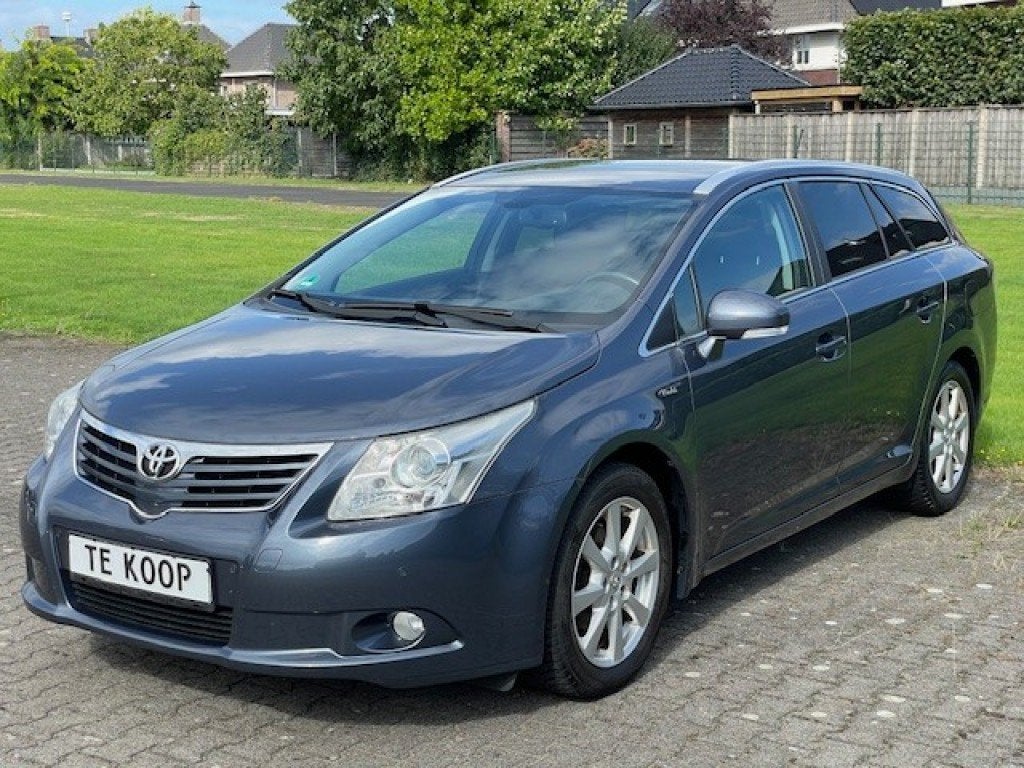 Toyota AVENSIS 1.8 VVT-I Wagon Executive Automaat/ ECC/ LM/, Automaat, Electronic Stability Program (ESP), Blauw, 1798 cc