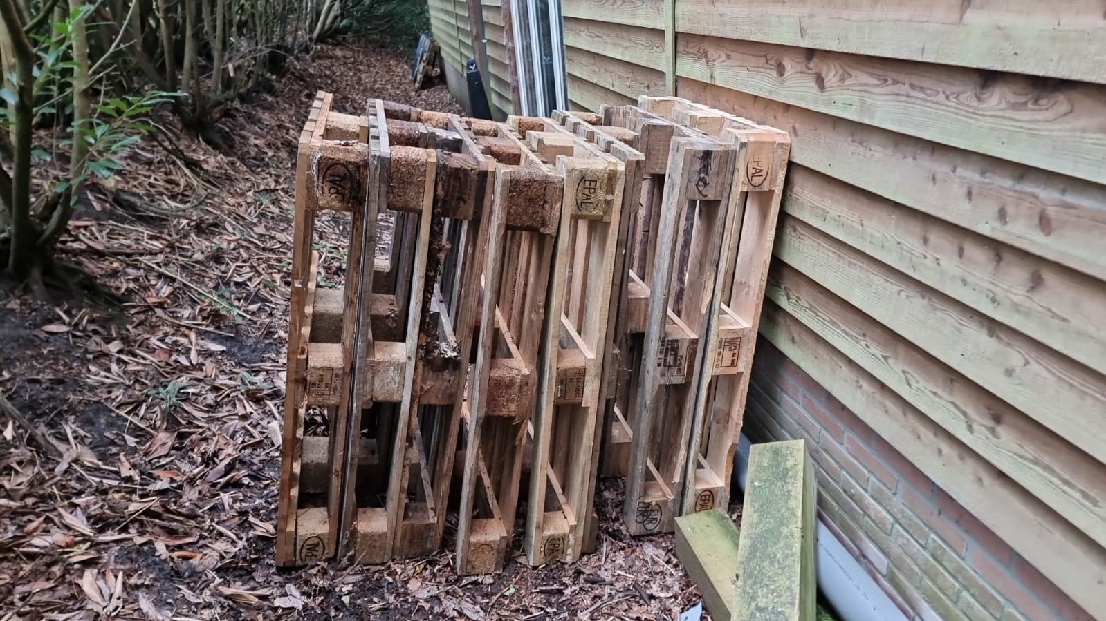Gebruikte Pallets - Ideaal voor diverse projecten, Doe-het-zelf en Verbouw, Ophalen, Gebruikt, 200 tot 250 cm, 50 mm of meer