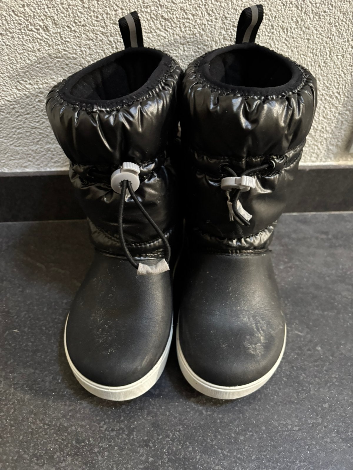Snowboots maat 28 (gok ik), Ophalen of Verzenden, Zo goed als nieuw, Jongen of Meisje, Overige typen