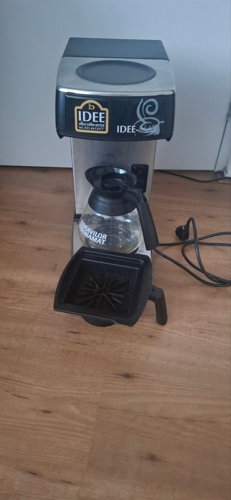 IDEE-MAT Koffiemachine met glazen kan, Gebruikt, 10 kopjes of meer, Koffiemachine, Gemalen koffie
