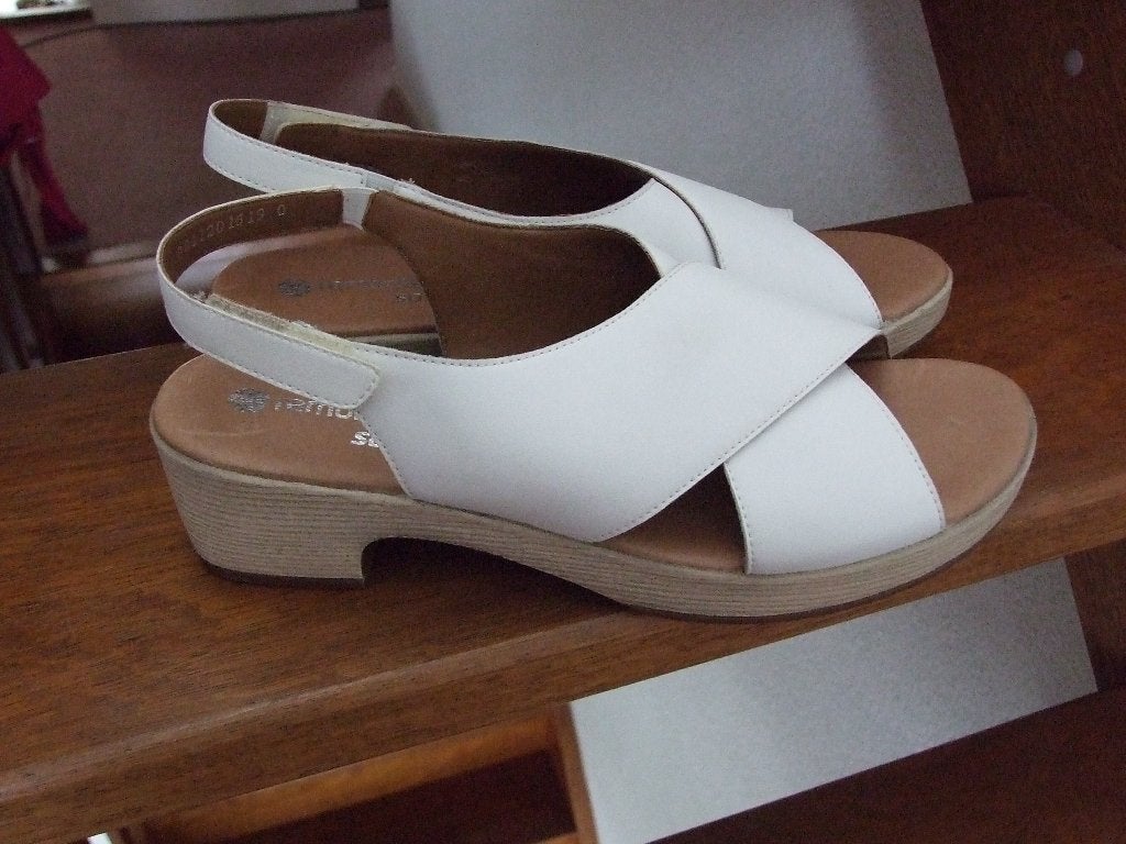 Remonte Soft witte leren sandalen maat 45, Wit, Nieuw, Remonte Soft, Sandalen of Muiltjes