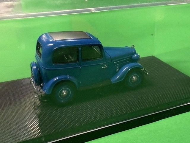 Ebbro Datsun 17 Sedan 1938 blauw 1:43, Overige merken, Shinagawa-ku, Tokyo, Japan, Auto, Ophalen of Verzenden