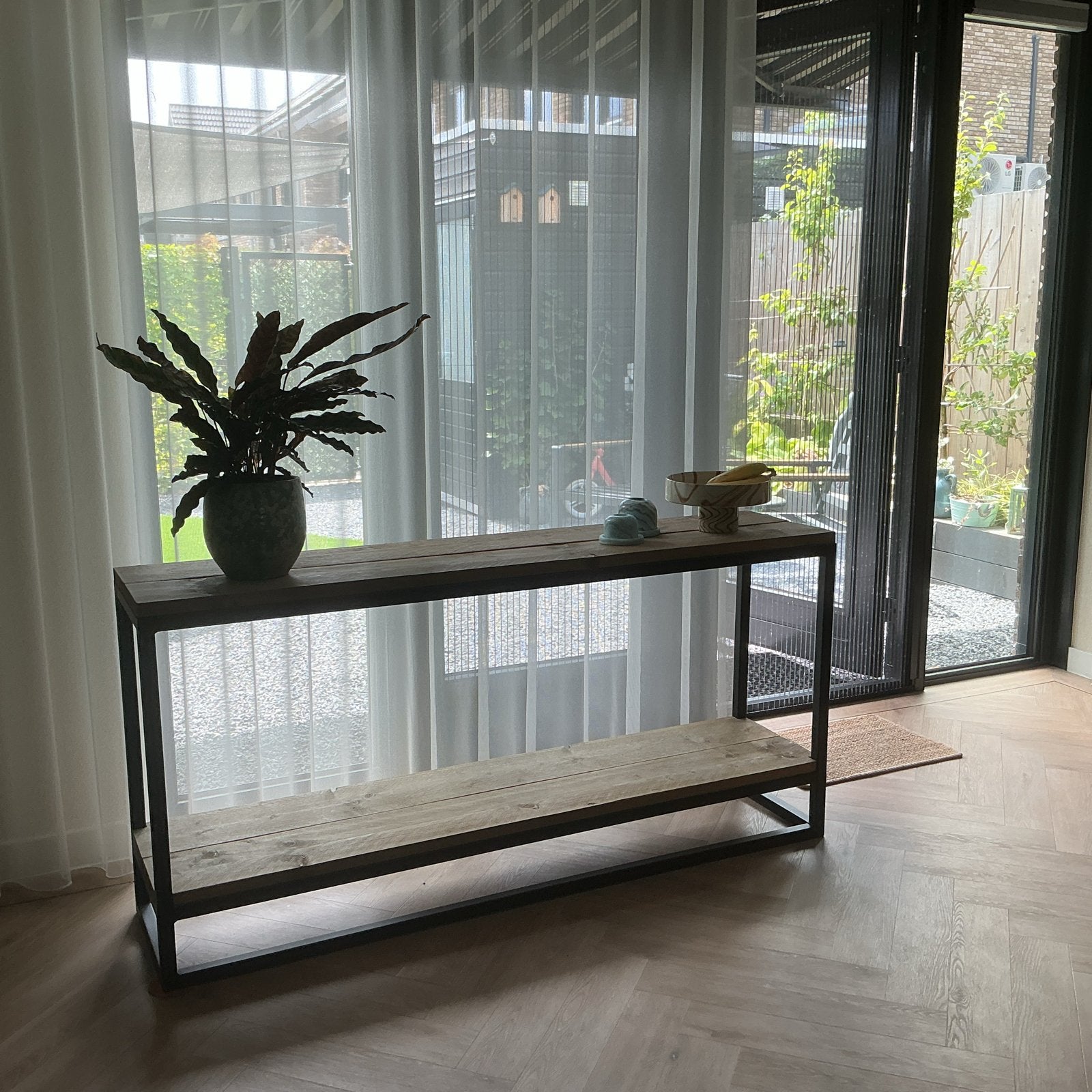Mooie grote sidetable - 165x80x37 cm, Ophalen, Gebruikt, 150 tot 200 cm, Overige houtsoorten