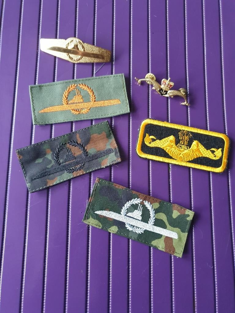 Militaire u Boot emblemen, Ophalen of Verzenden, Marine, Overige gebieden, Embleem of Badge