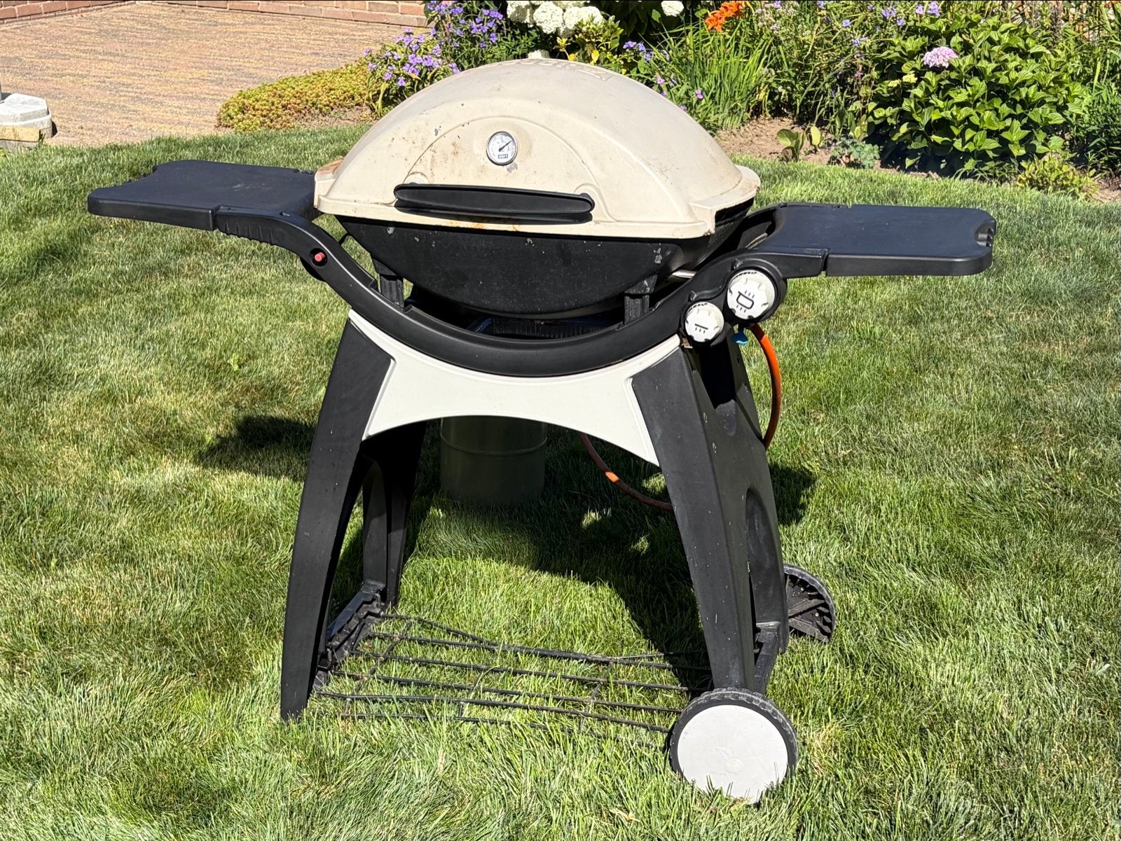 Weber Q300 Gasbarbecue compleet met accessoires, Tuin en Terras, Gasbarbecues, Ophalen, Gebruikt