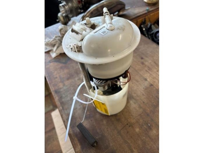 Benzinepomp van een Fiat 500, Gebruikt, -, -, Fiat