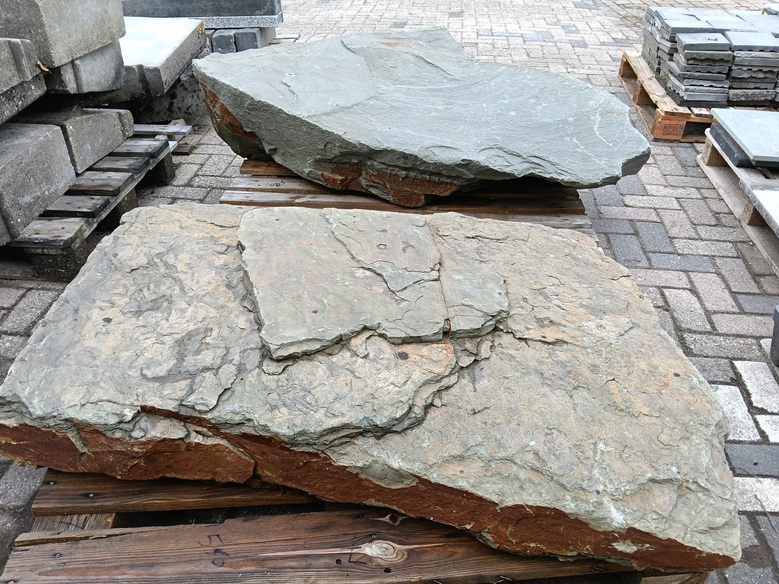 natuursteen blok, Tuin en Terras, Ophalen, Overige materialen, Gebruikt, Bruin