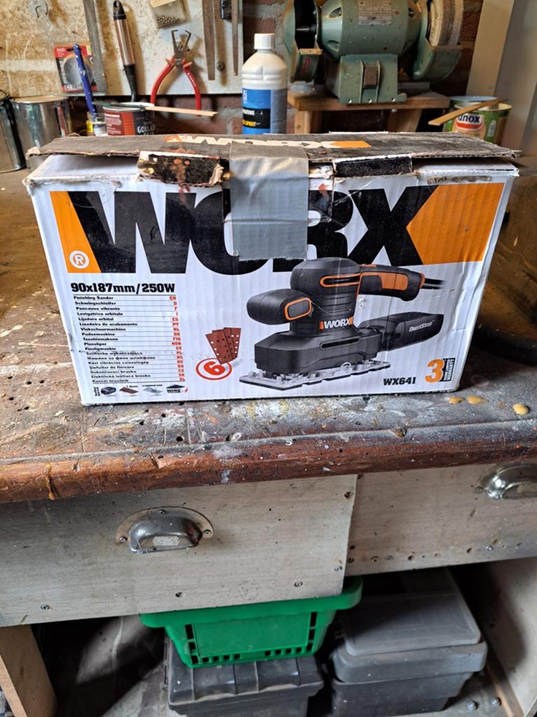 Worx Schuurmachine 90x187mm 250W WX641, Doe-het-zelf en Verbouw, Gereedschap | Schuurmachines, Ophalen of Verzenden, Gebruikt