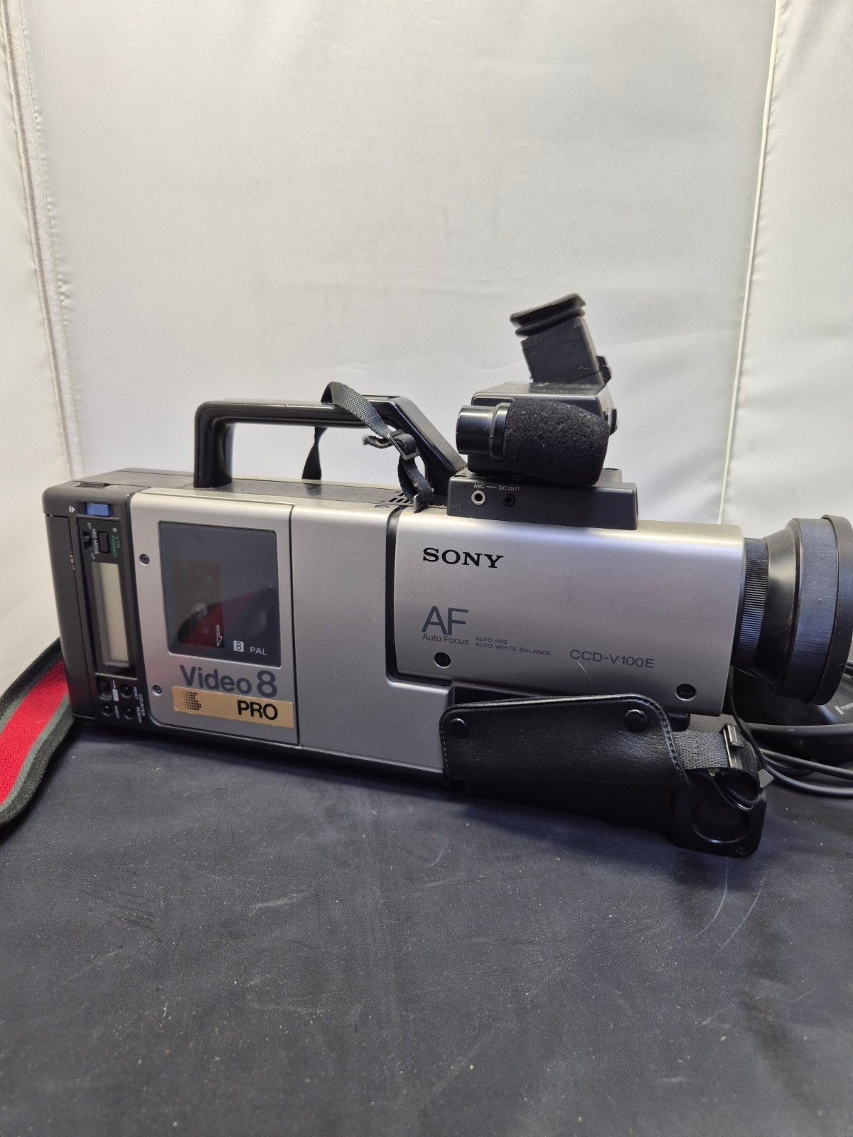 Sony Video 8 PRO CCD-V100E Camcorder met Tas en Lader, Overige merken, Gebruikt, ., Overige typen
