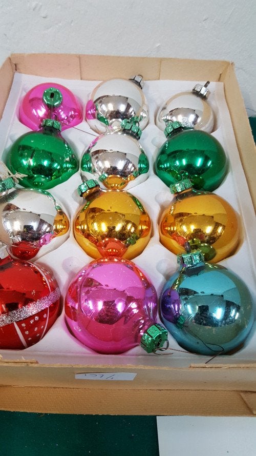 157 ]kerstballen retro, Ophalen of Verzenden, 'T Olde Gre-j, Info@toldegrej.nl, Endepoelstraat 20f Didam