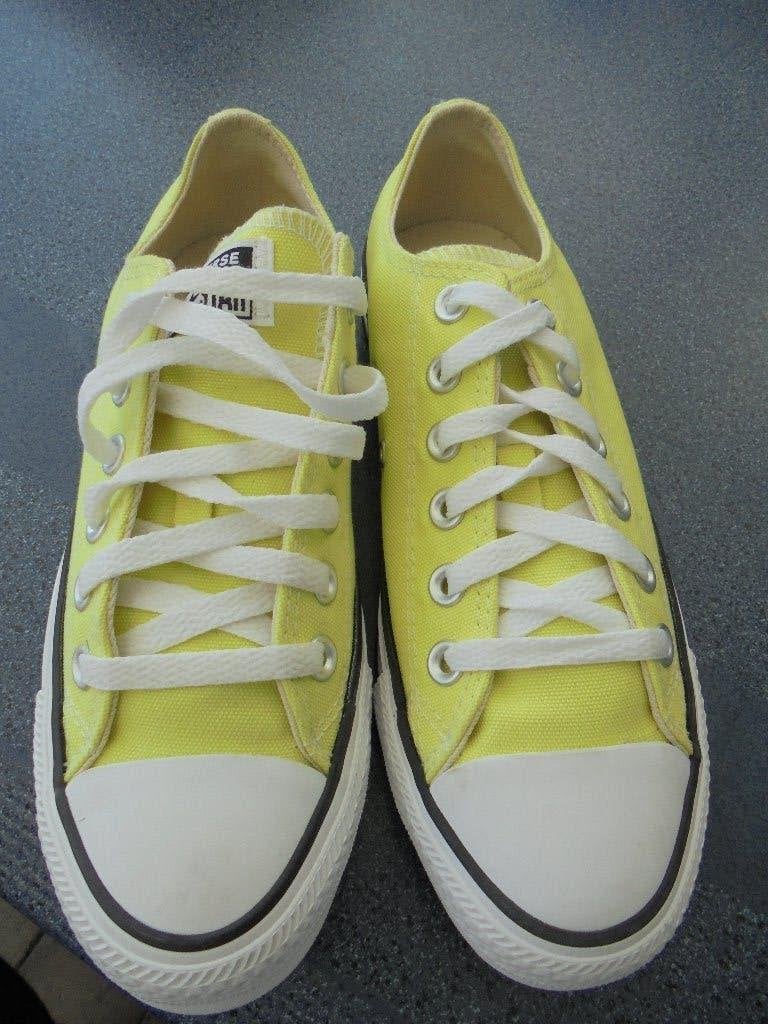 gympen, Kleding | Dames, Schoenen, Zo goed als nieuw, Sneakers of Gympen, Geel, Ophalen of Verzenden