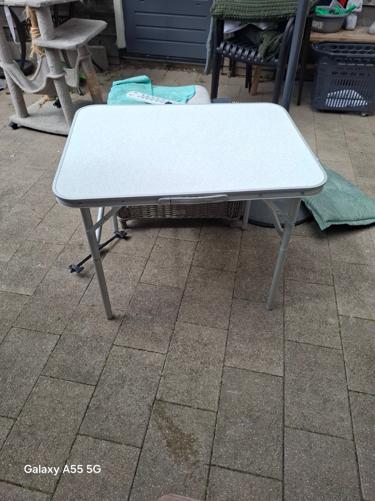Compacte opvouwbare campingtafel, Caravans en Kamperen, Kampeermeubelen, Ophalen of Verzenden, Campingtafel