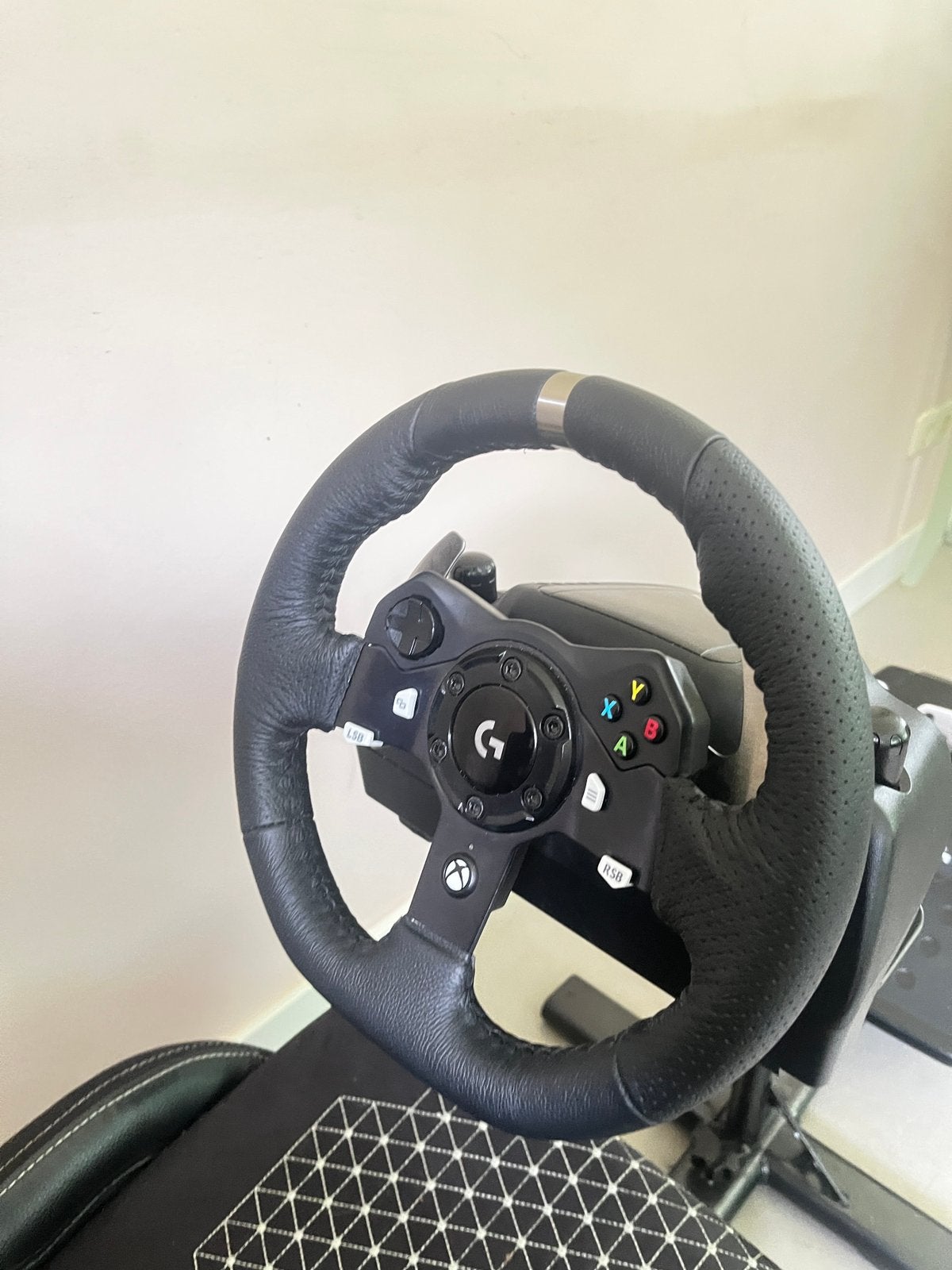 Logitech g920, Spelcomputers en Games, Spelcomputers | Xbox | Accessoires, Ophalen of Verzenden, Nieuw, Stuurtje of Sportattribuut