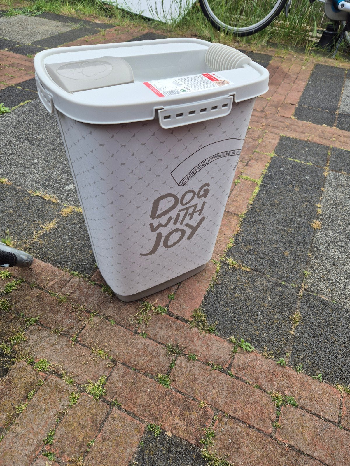 Food Container 23.3 L, Ophalen