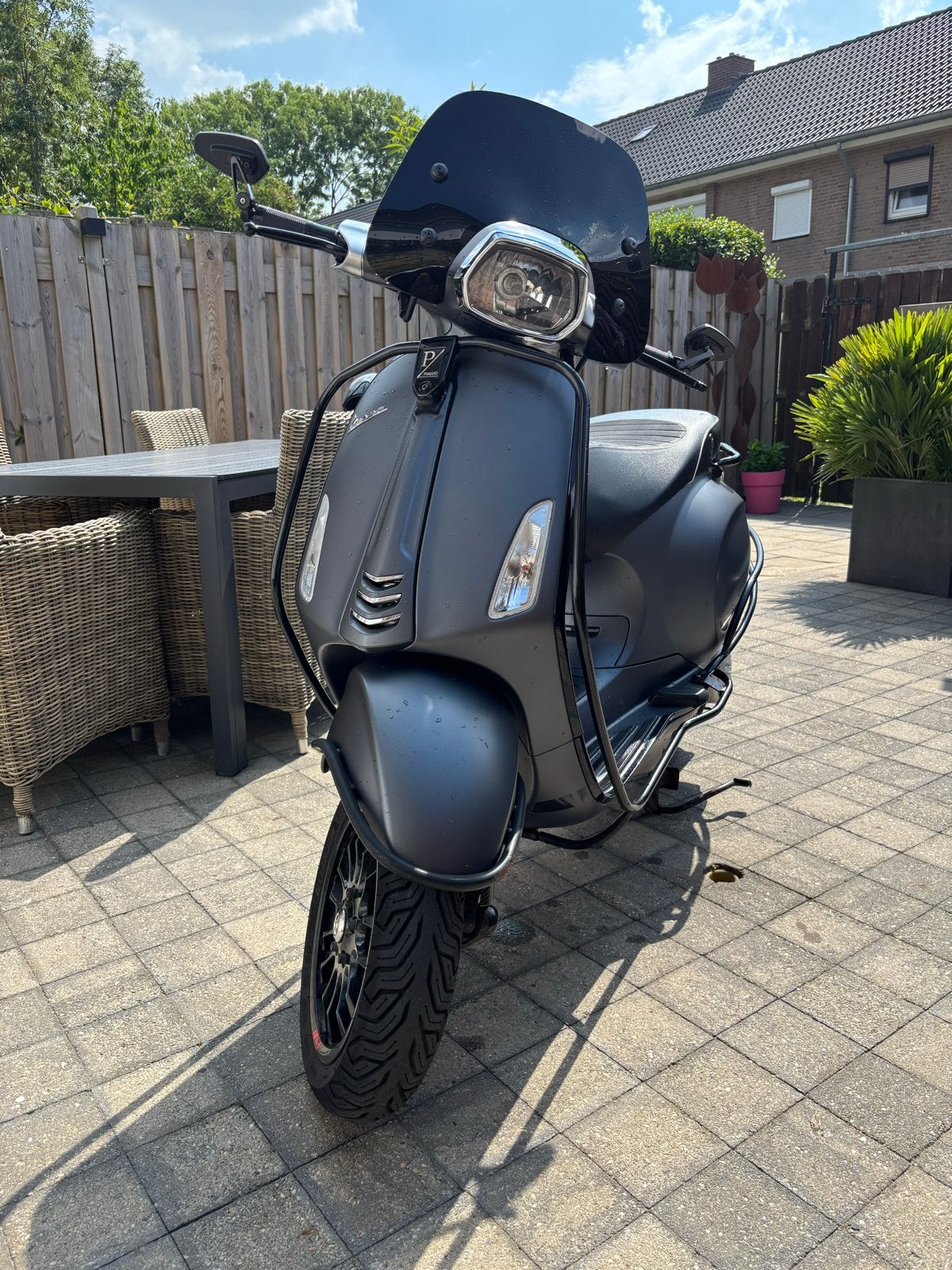 Vespa Sprint 50 4T – 2018 | Matgrijs | Alarm | Windscherm, Fietsen en Brommers, Scooters | Vespa, Ophalen, Overige modellen, Maximaal 45 km/u