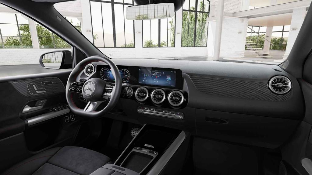 Mercedes-Benz B-Klasse 250e Business Solution AMG | Panorama, Auto's, Mercedes-Benz, Stof, 4 cilinders, 16 kWh, 1655 kg