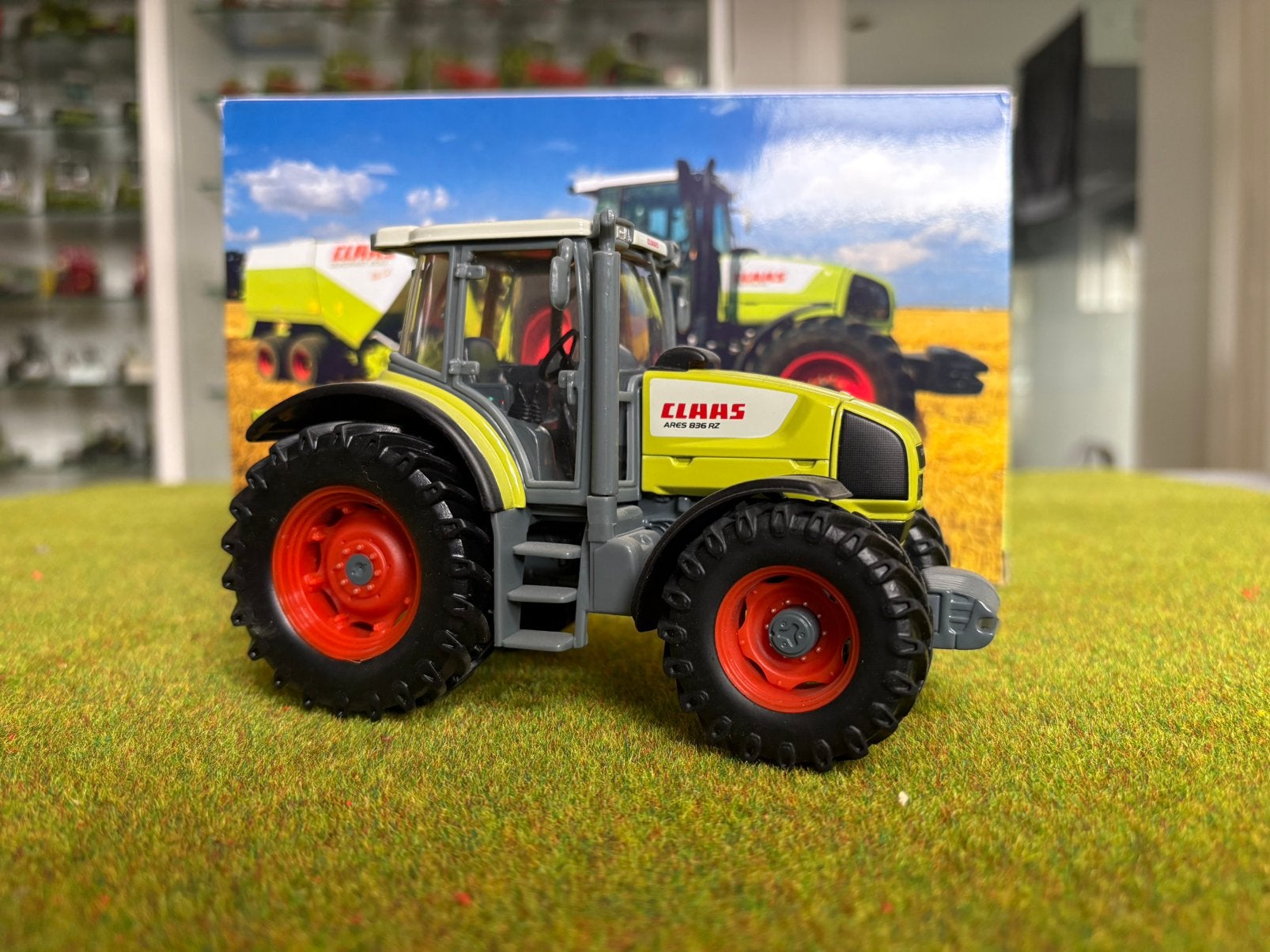Claas ares universal hobbies, Ophalen of Verzenden, Zo goed als nieuw, Tractor of Landbouw, Universal Hobbies