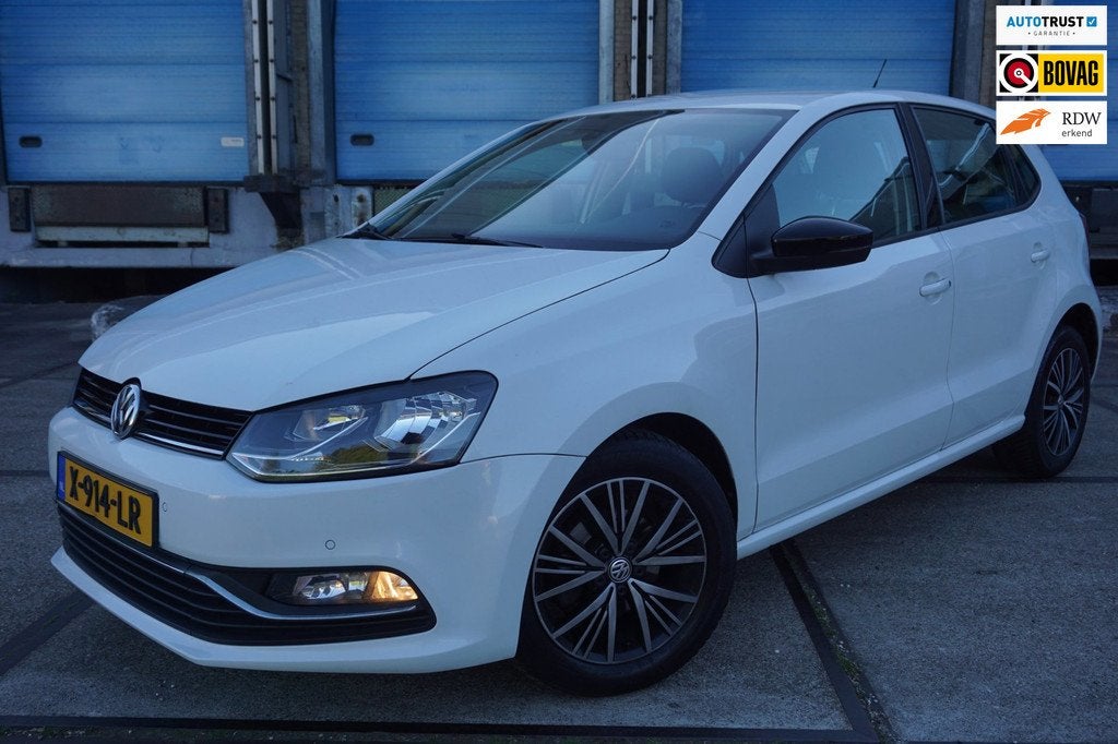 Volkswagen Polo 1.2 TSI Comfortline Business R, Stof, 4 cilinders, 1039 kg, Wit