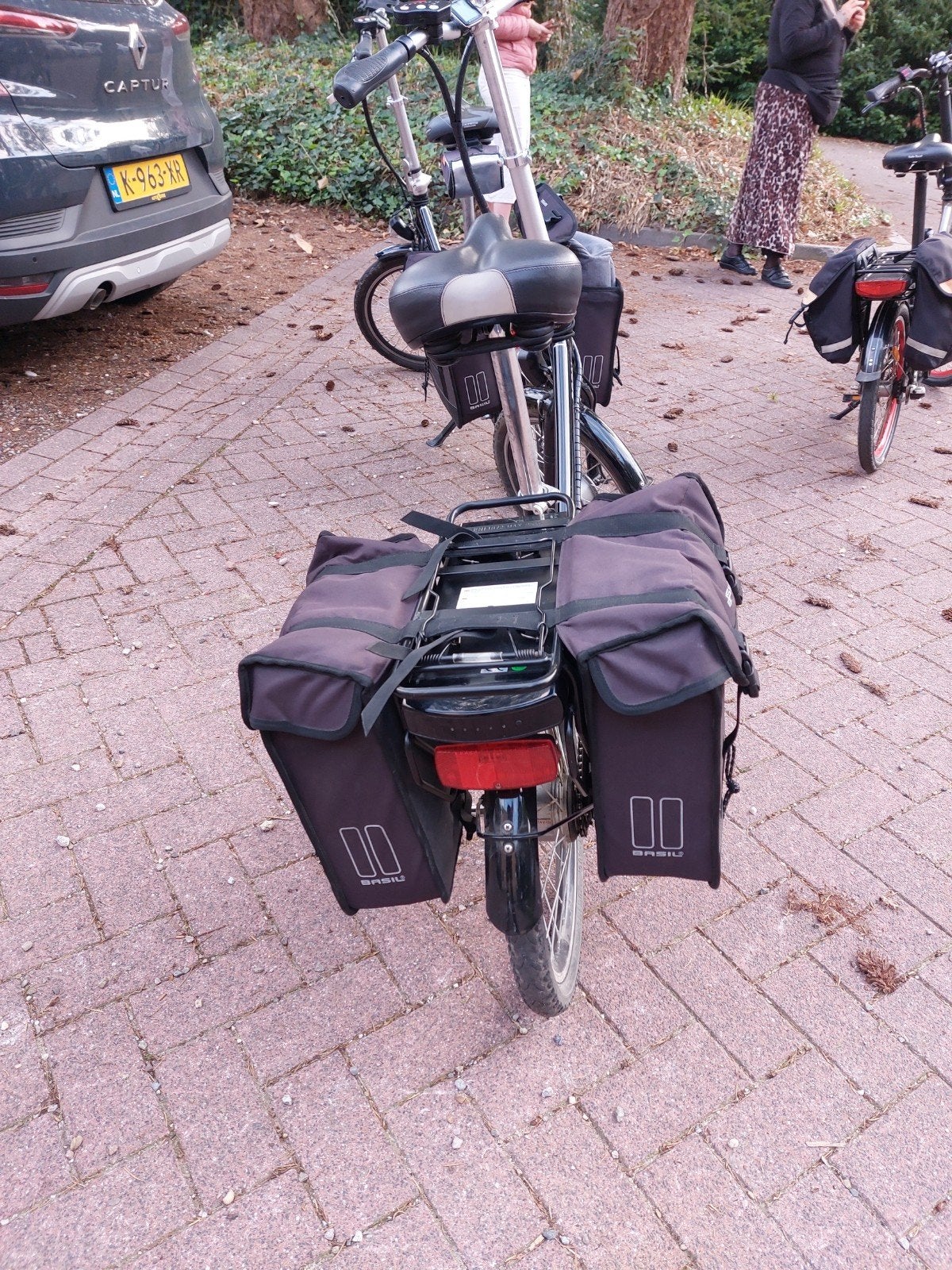 Foto 8 van 2 zeer goede als nieuw ebike vouwfietsen. SETPRIJS!