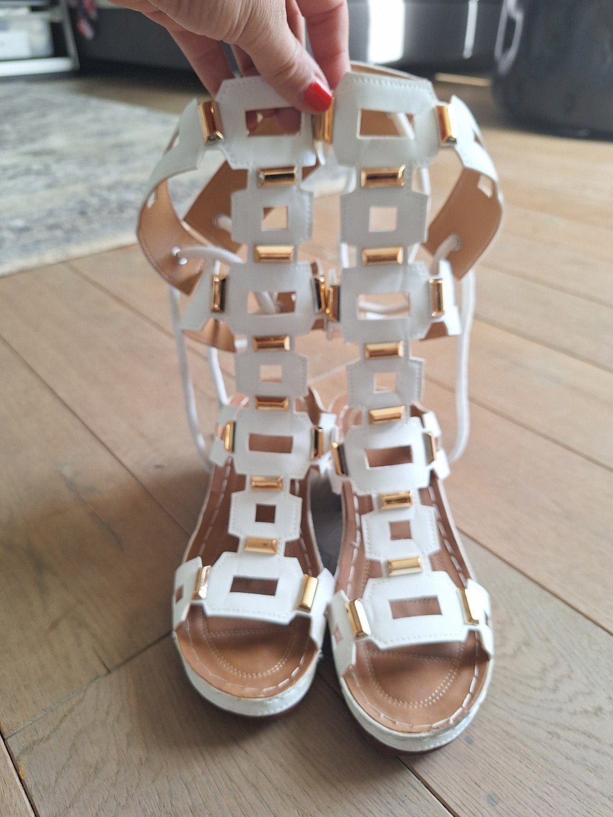 Witte gladiator sandalen met gouden details, maat 39, Ophalen of Verzenden