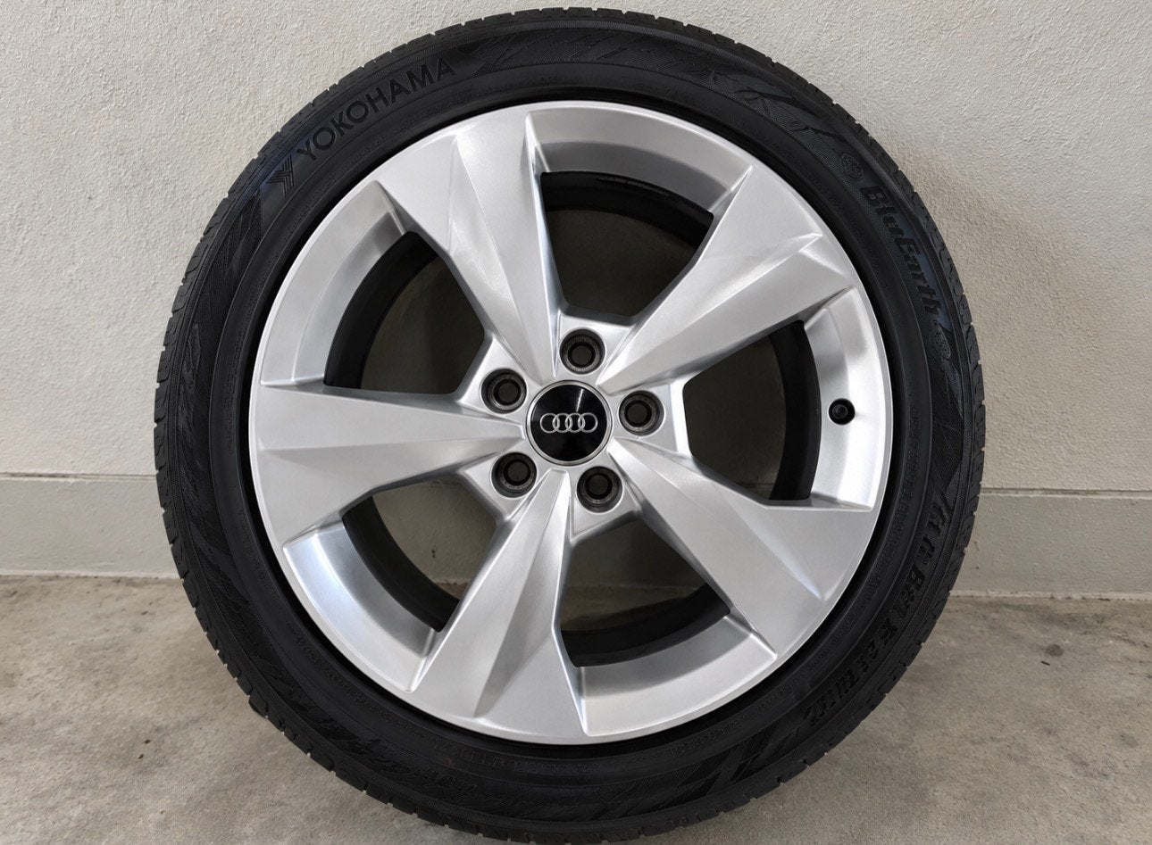 originele Audi 17 inch lichtmetalen velgen – setje van 4, Ophalen