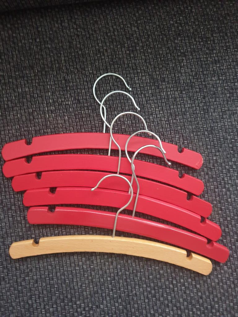 Kleding hangers, Ophalen of Verzenden, Zo goed als nieuw