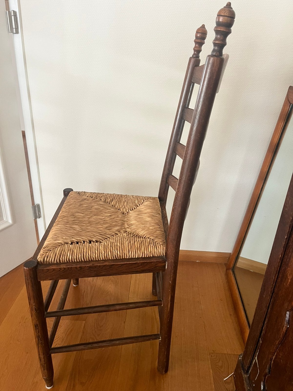 4 Franse provencaalse boerenstoelen met biezen zitting, Antiek en Kunst, Ophalen