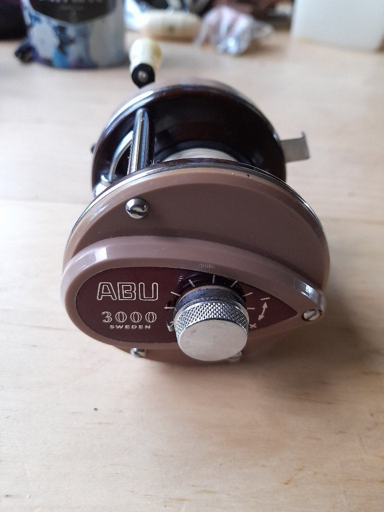 Abu reel 3000, Watersport en Boten, Ophalen, Zo goed als nieuw, Molen