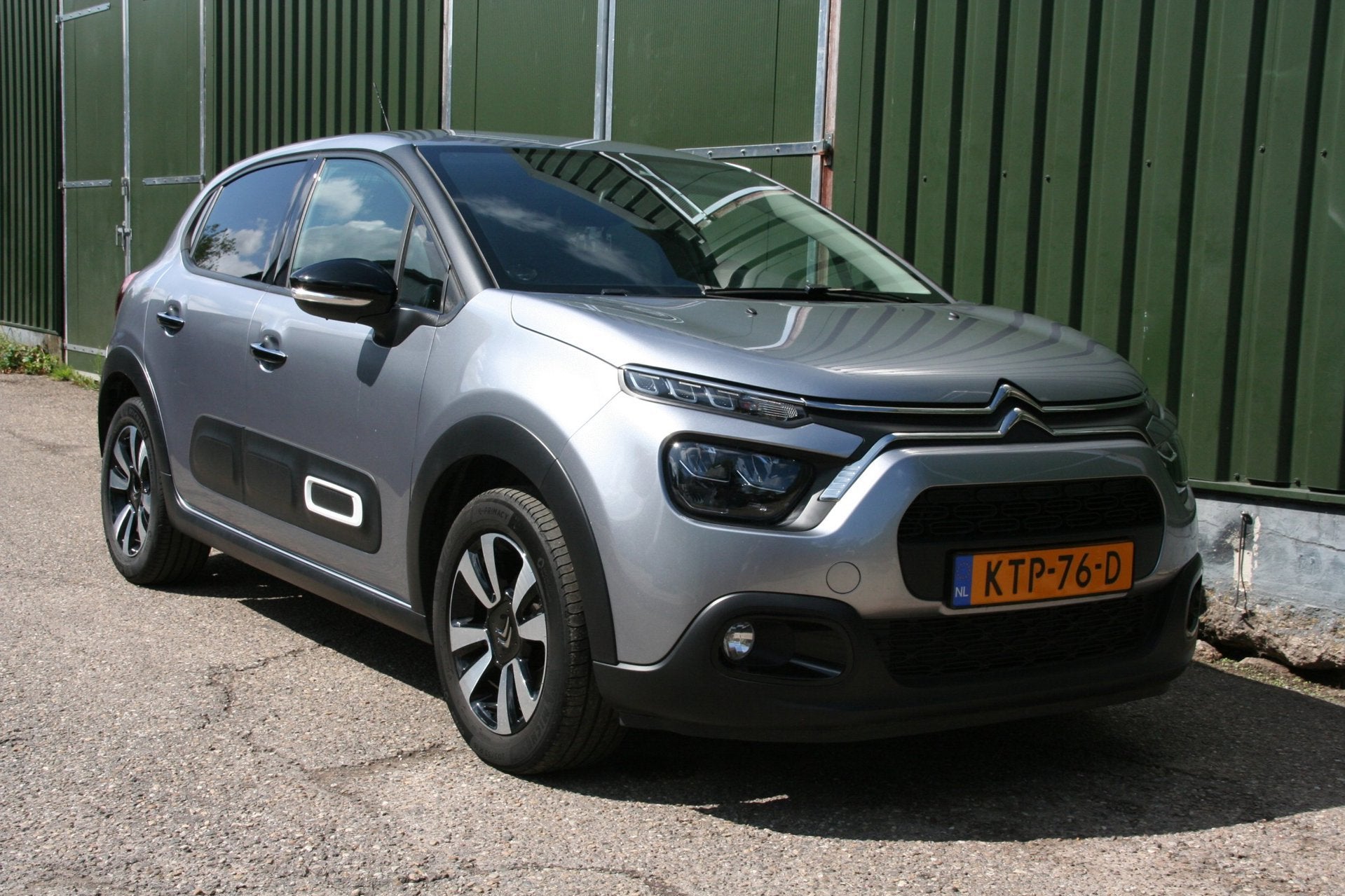 Citroen C3 1.2 PureTech C-Series, AIRCO, NAVIGATIE, CRUISE,, Voorwielaandrijving, Gebruikt, 1199 cc, 450 kg