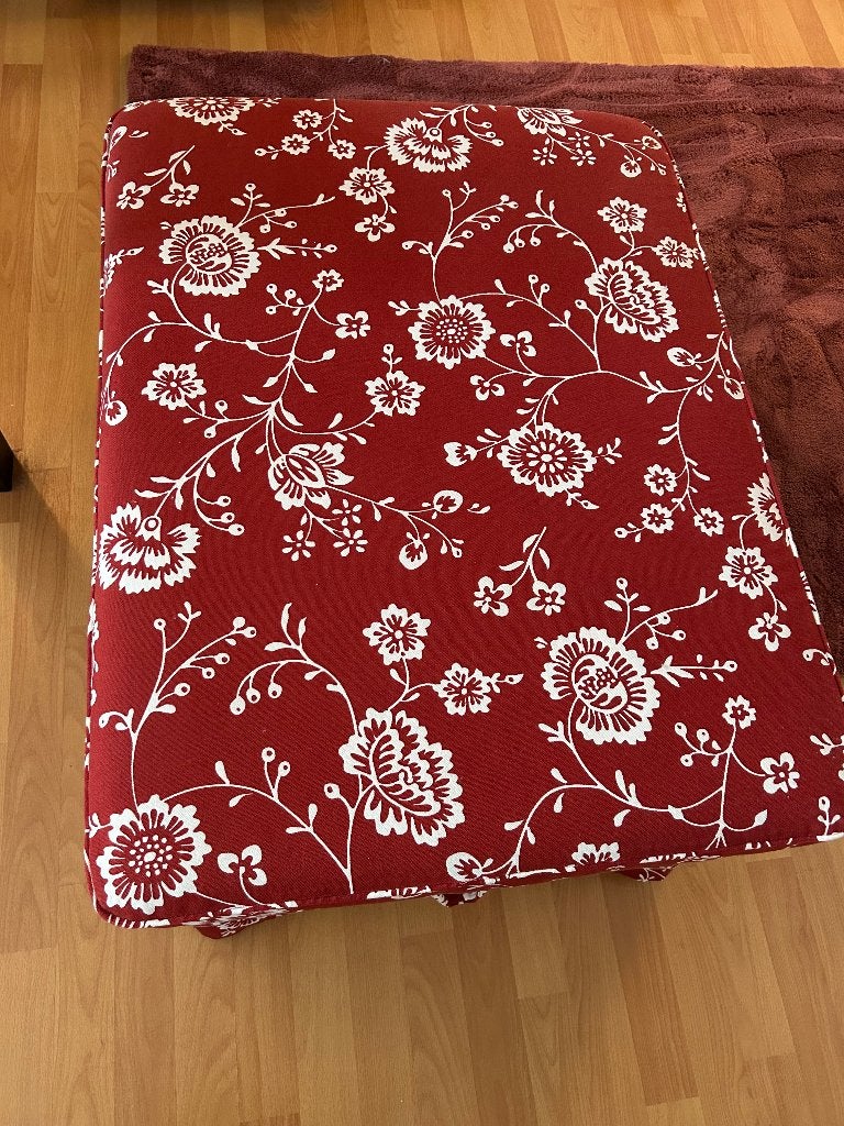 IKEA Ektorp poef met opbergruimte en bloemenprint, Ophalen, Klassiek, Bloemenprint, Comfortabel, 75 tot 100 cm, Zo goed als nieuw