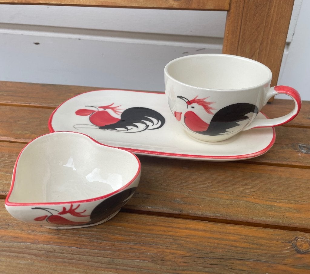 Fairtrade wereldwinkel servies kop schotel met haan bloemen, Huis en Inrichting, Ophalen of Verzenden, Porselein, Overige stijlen