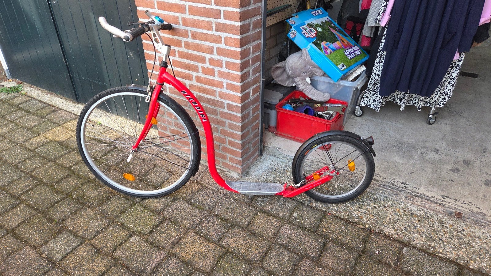 Rode Kickbike step met telefoonhouder en bel, Fietsen en Brommers, Ophalen of Verzenden, Gebruikt, Kickbike, Kickbike