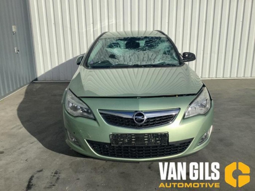 Opel Astra Astra J Sports Tourer (PD8/PE8/PF8) Combi, 2010 /, Stellantis N.V., Webaccessibility@stellantis.com, Taurusavenue 1 ,2132 LS, Hoofddorp, Nederland