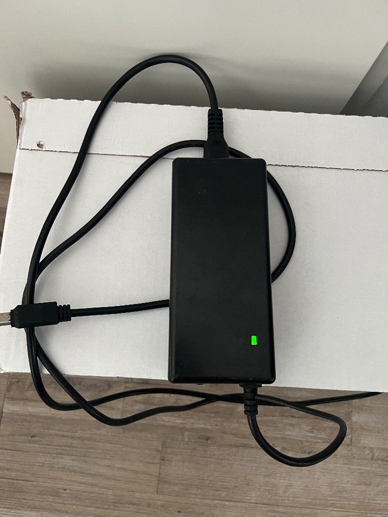 E- Bike Li-ion Batterij oplader M: SSLC084V42XH, Ophalen of Verzenden, Zo goed als nieuw