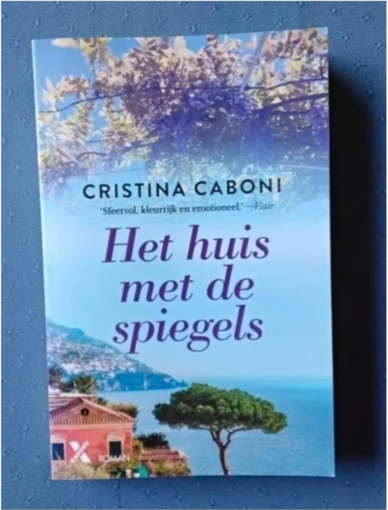 Boek: Het huis met de spiegels van Cristina Caboni, Boeken, Ophalen, Europa overig, Zo goed als nieuw, Cristina Caboni